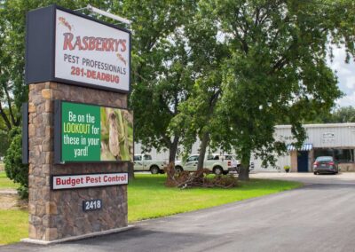 Rasberry’s Pest Control